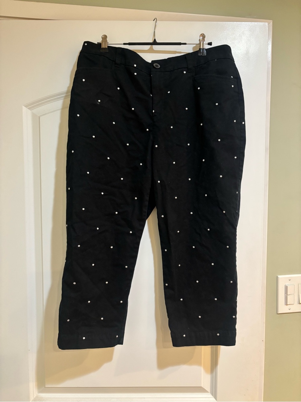 Vintage Black and white polka dot capris